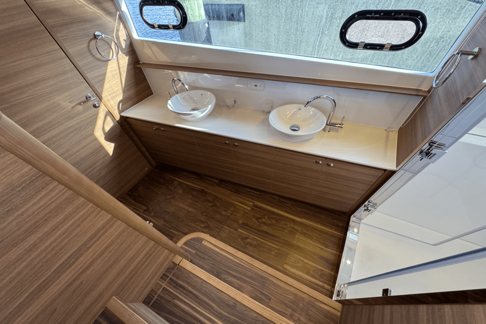 Slide: The Image of Aquila 54 Yacht 2025 - 5045579