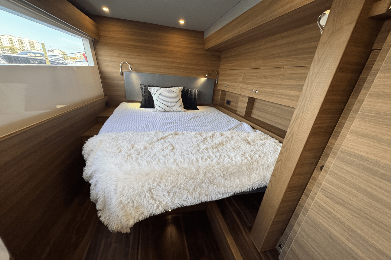Slide: The Image of Aquila 54 Yacht 2025 - 5045607