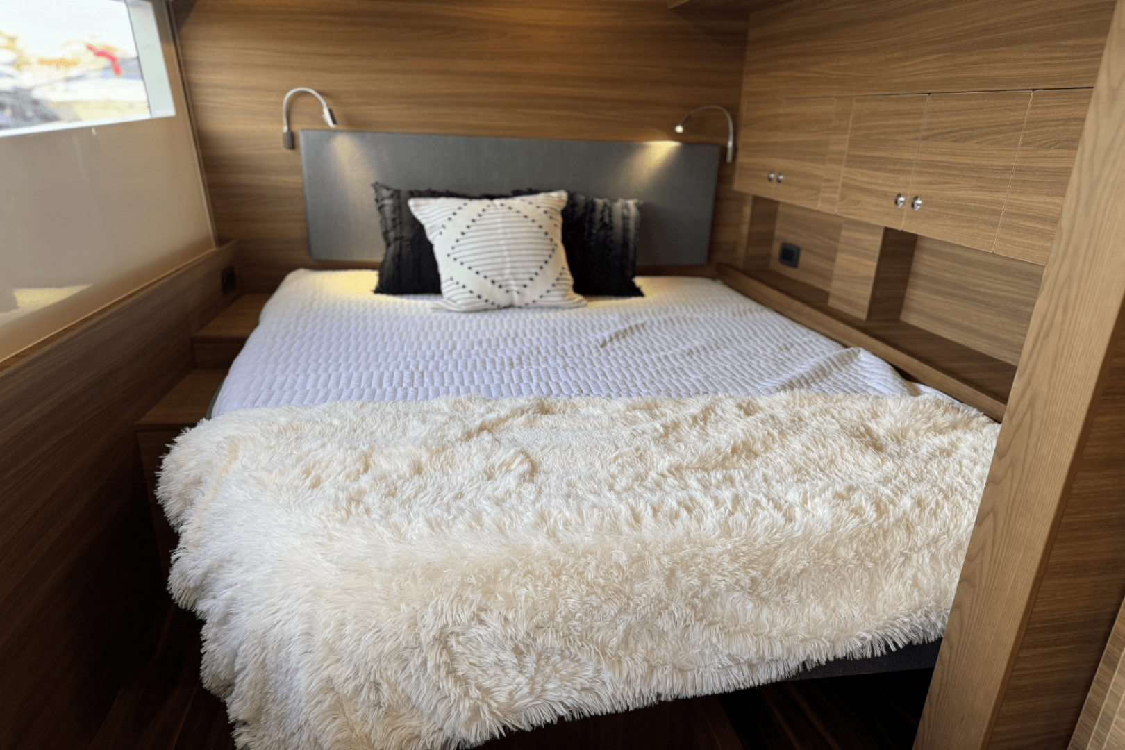 Slide: The Image of Aquila 54 Yacht 2025 - 5045608