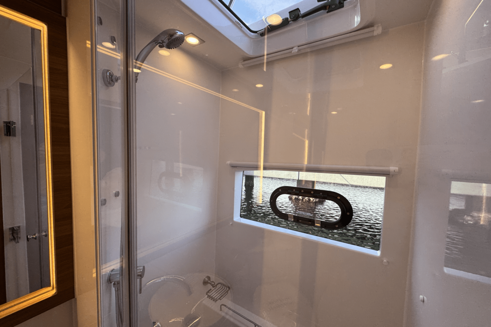 Slide: The Image of Aquila 54 Yacht 2025 - 5045611