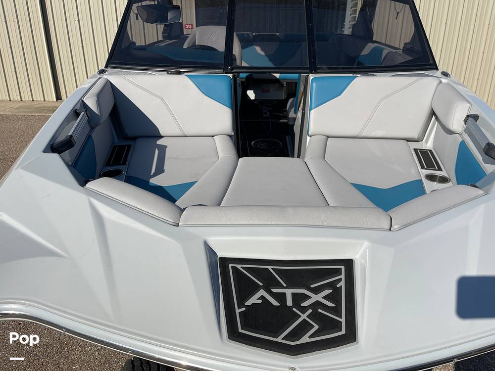Slide: The Image of Bow Passenger Seating With Storage - 28