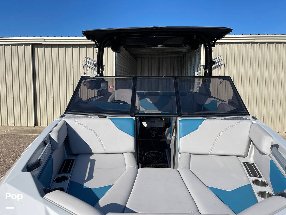 Slide: The Image of Walk Through Windshield - 29