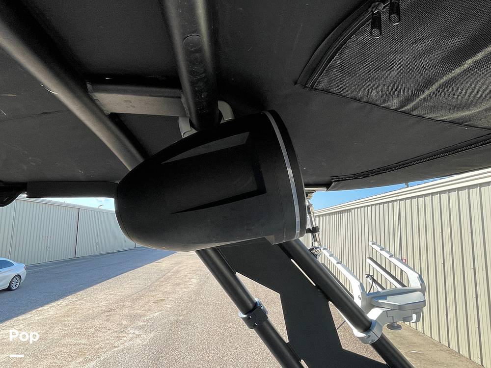 Slide: The Image of Wakeboard Tower/rack/speaker - 56
