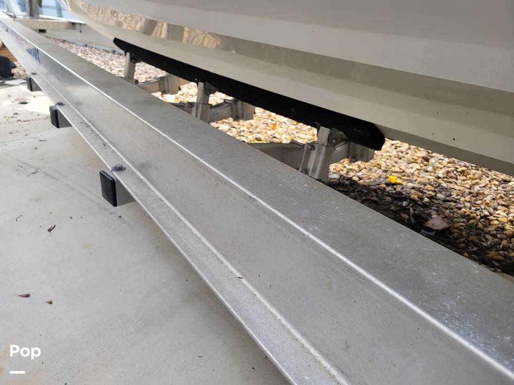 Slide: The Image of Avanti 33 2008 - 12108334