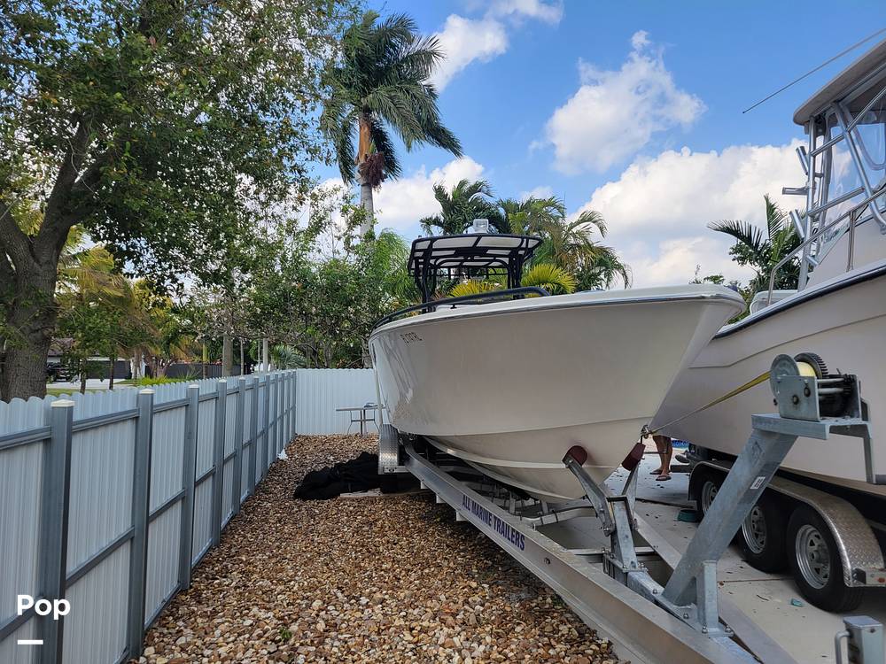 Slide: The Image of Avanti 33 2008 - 12108346