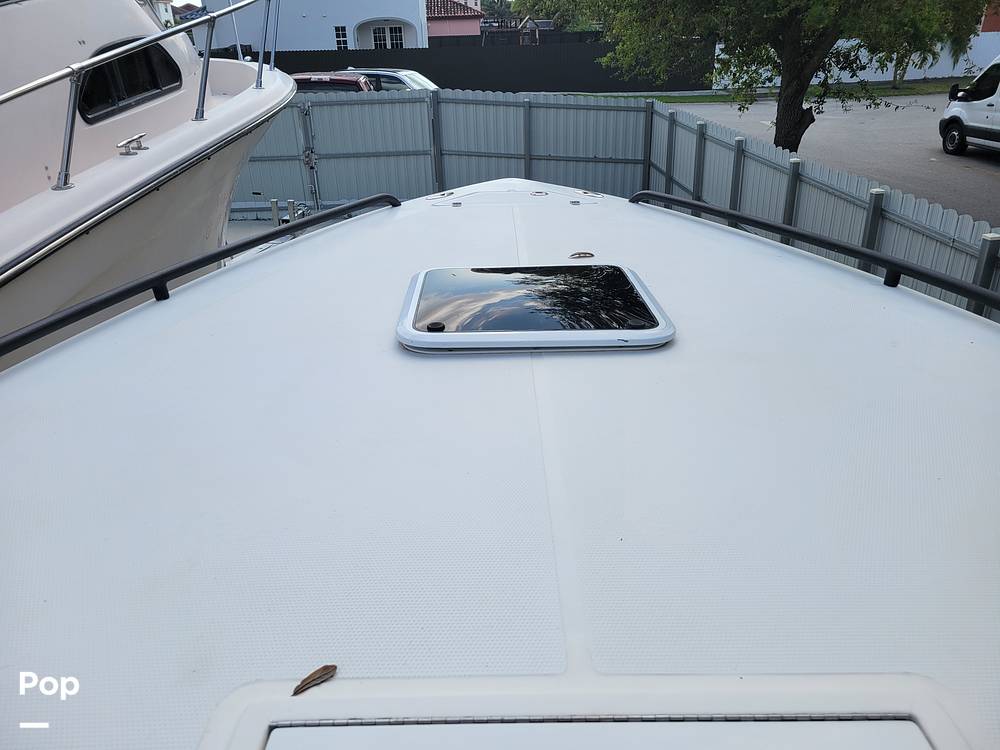 Slide: The Image of Avanti 33 2008 - 12108355