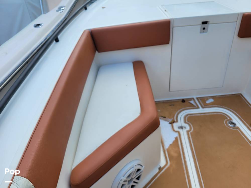 Slide: The Image of Avanti 33 2008 - 12108356