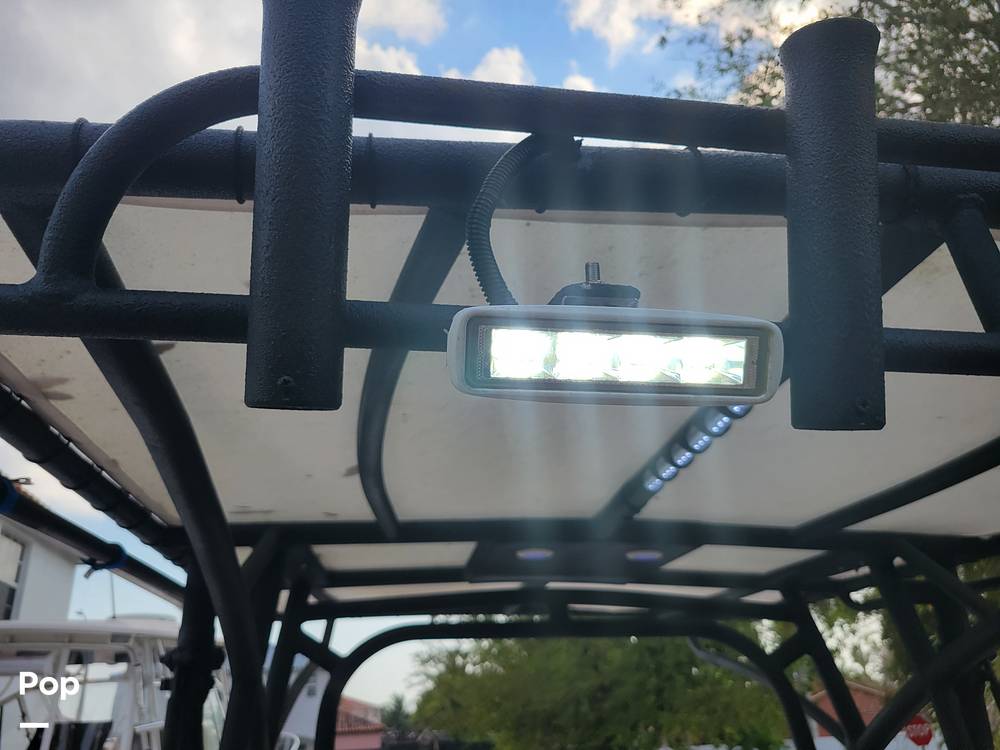 Slide: The Image of Avanti 33 2008 - 12108360