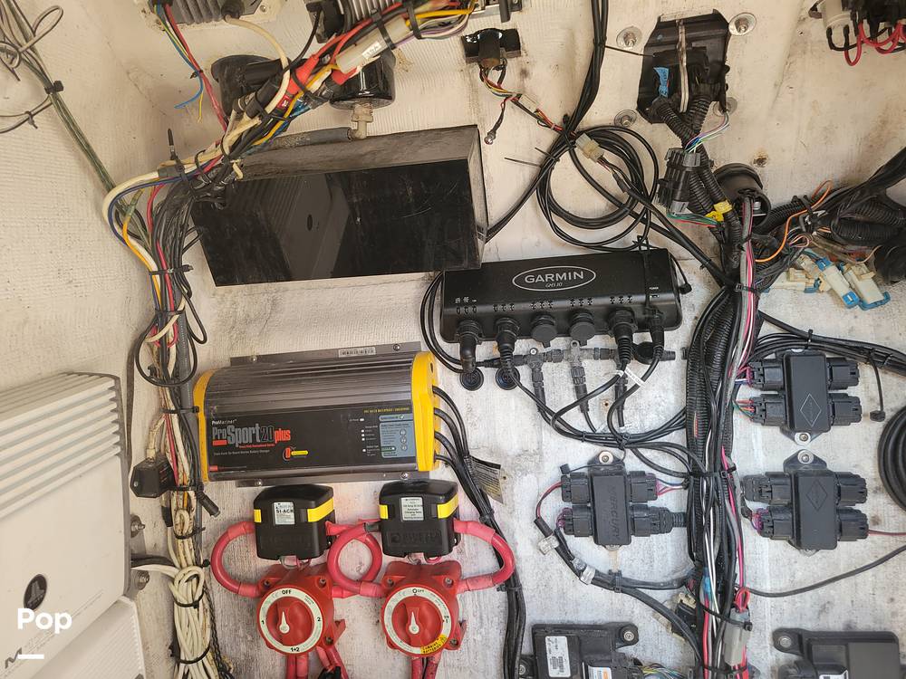 Slide: The Image of Avanti 33 2008 - 12108377