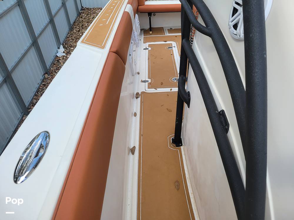 Slide: The Image of Avanti 33 2008 - 12108382