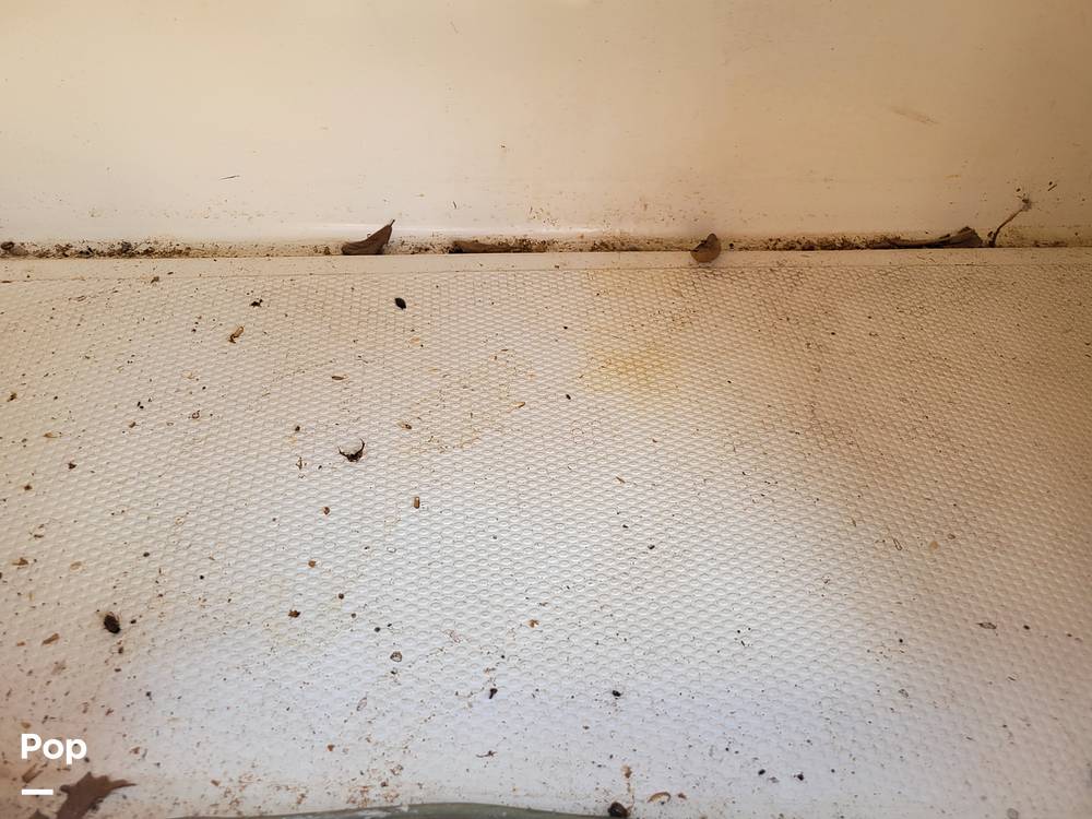 Slide: The Image of Avanti 33 2008 - 12108386