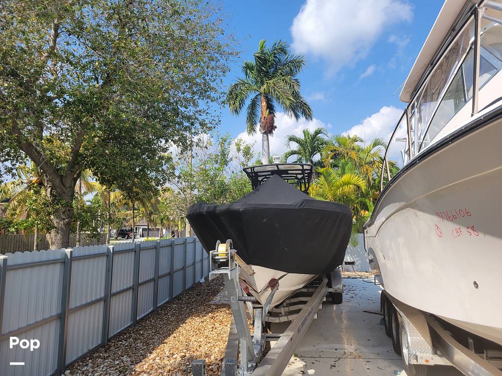 Slide: The Image of Avanti 33 2008 - 12108409