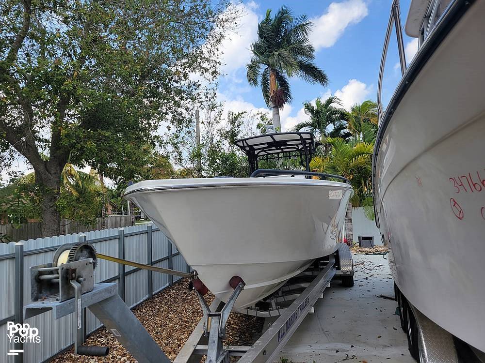 Slide: The Image of Avanti 33 2008 - 12111325