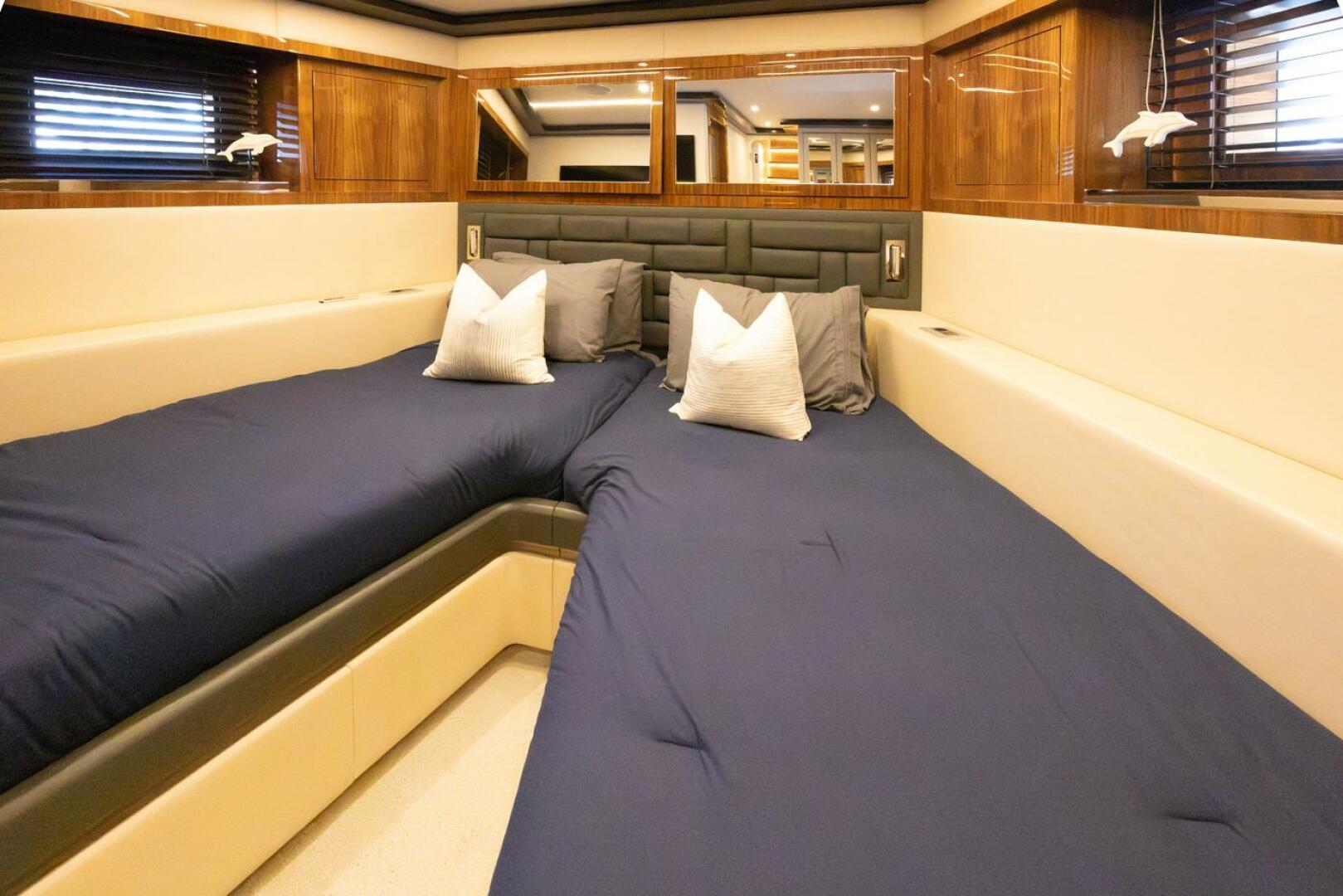 Slide: The Image of Forward Cabin, Lower Deck - 4720703