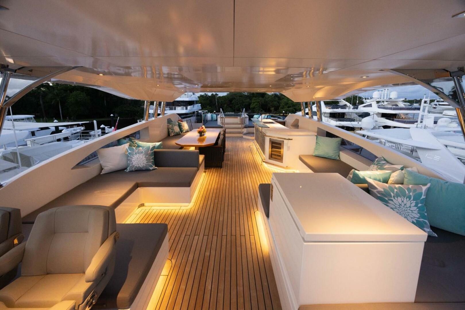 Slide: The Image of Flybridge Deck Evening - 4720874