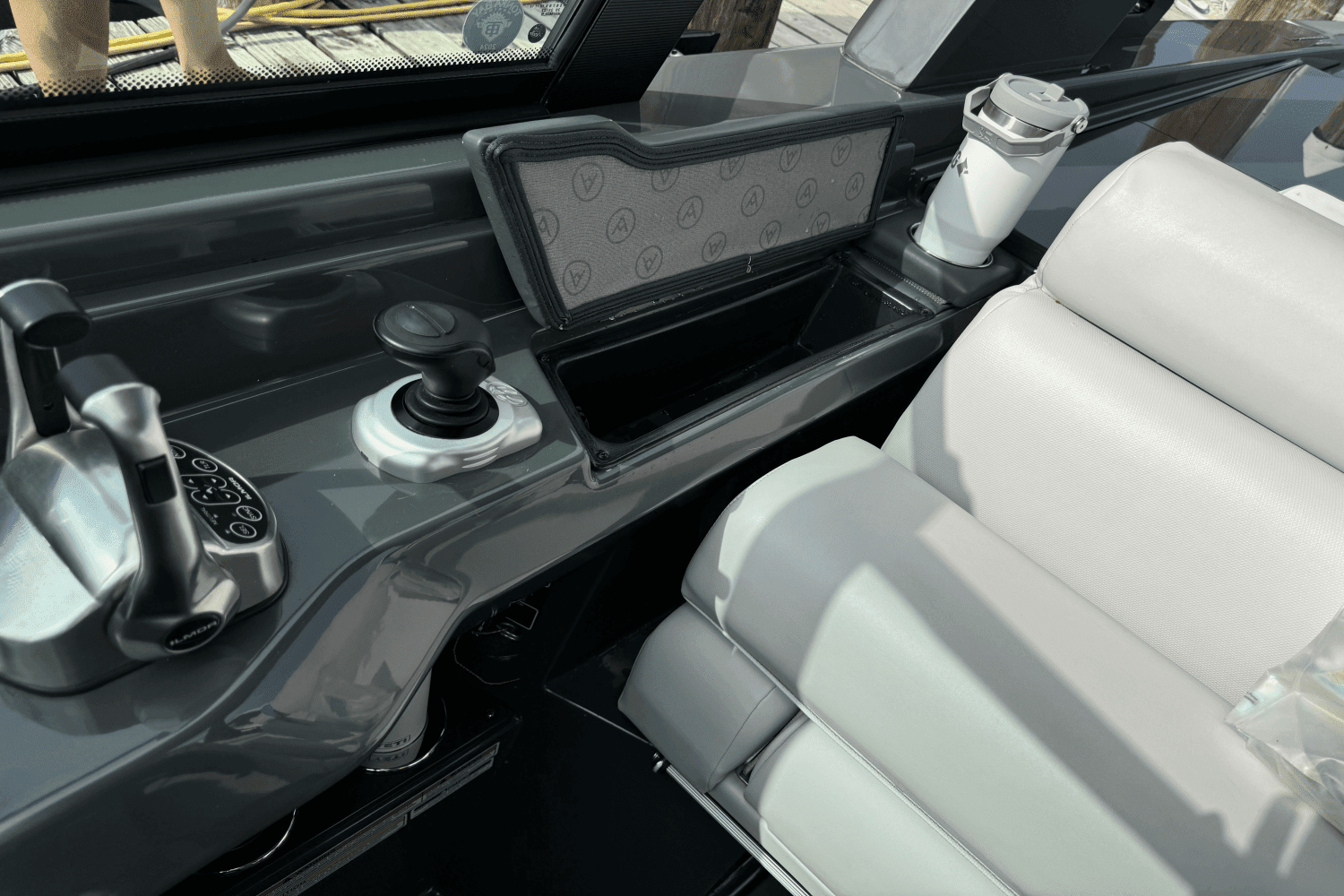 Slide: The Image of Aviara AV 32 2020 - 27