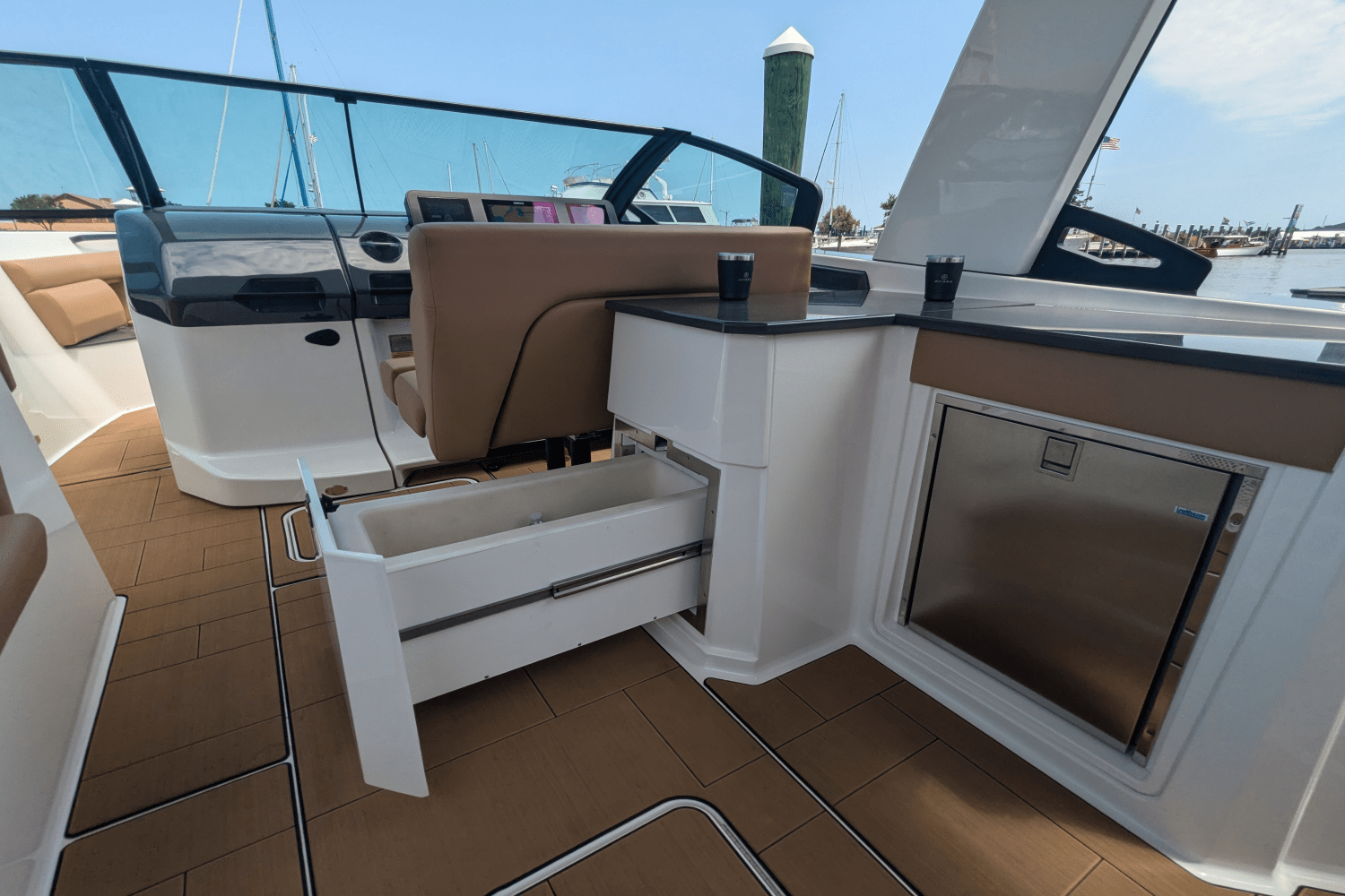 Slide: The Image of Aviara AV 32-OB 2022 - 10