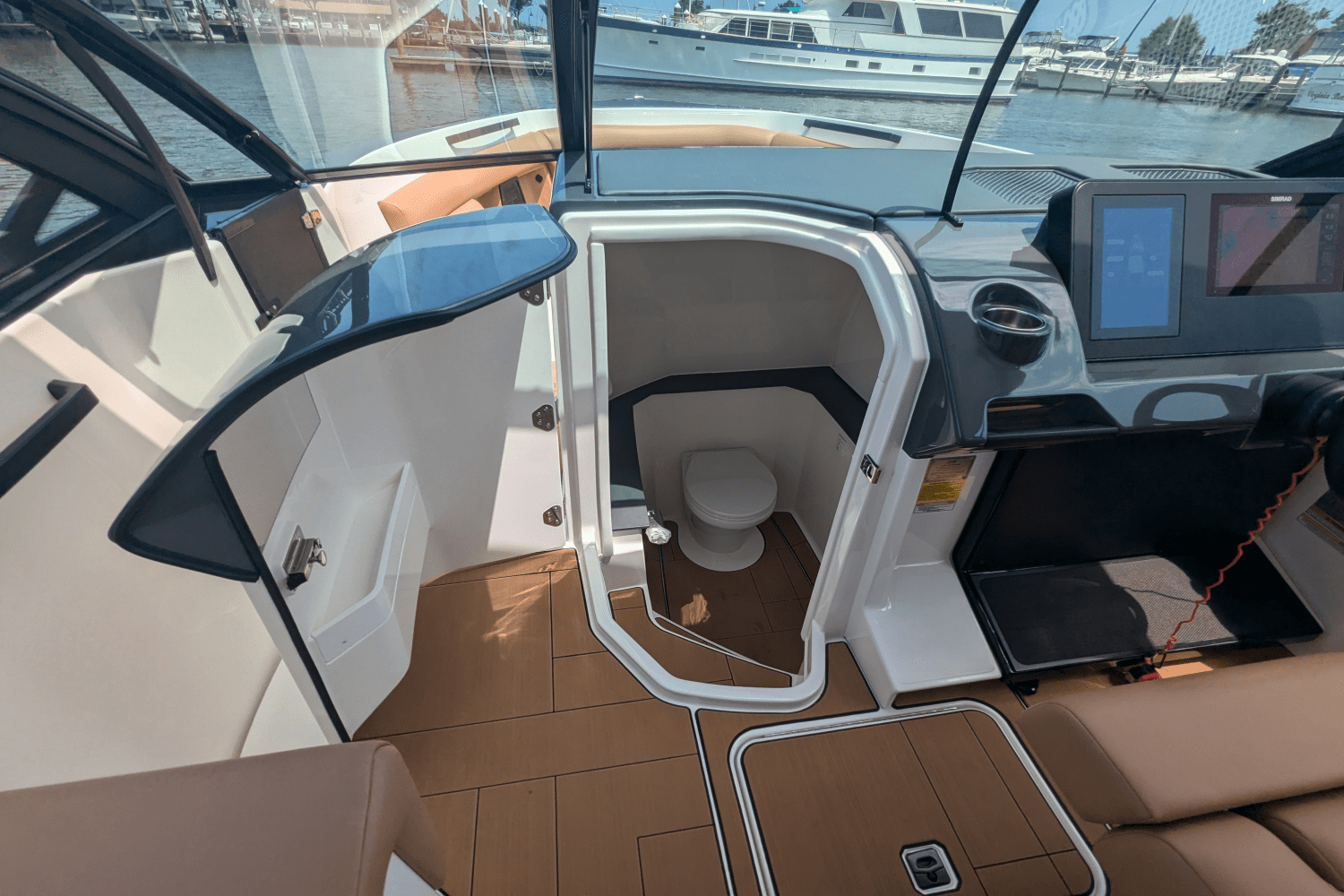 Slide: The Image of Aviara AV 32-OB 2022 - 18