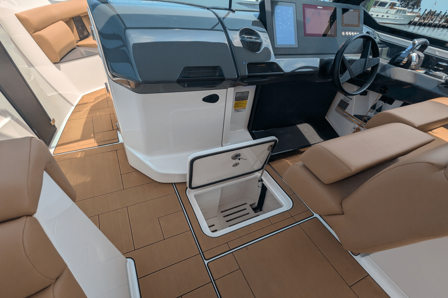 Slide: The Image of Aviara AV 32-OB 2022 - 35