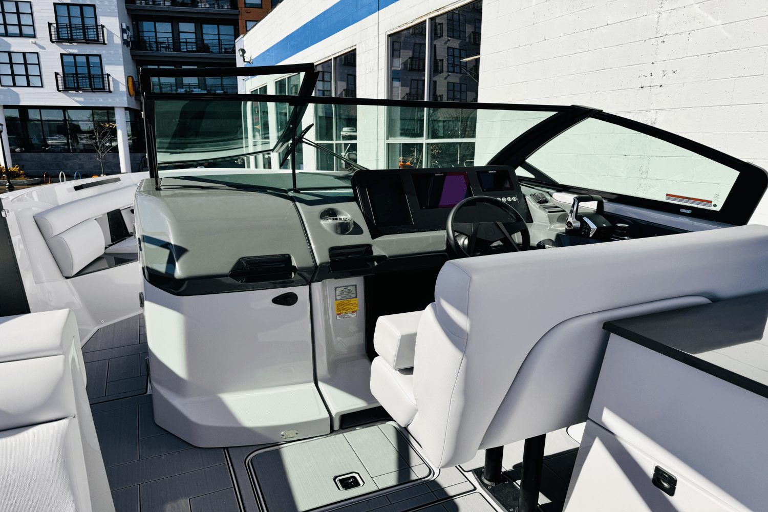 Slide: The Image of Aviara AV32 Outboard 2024 - 51