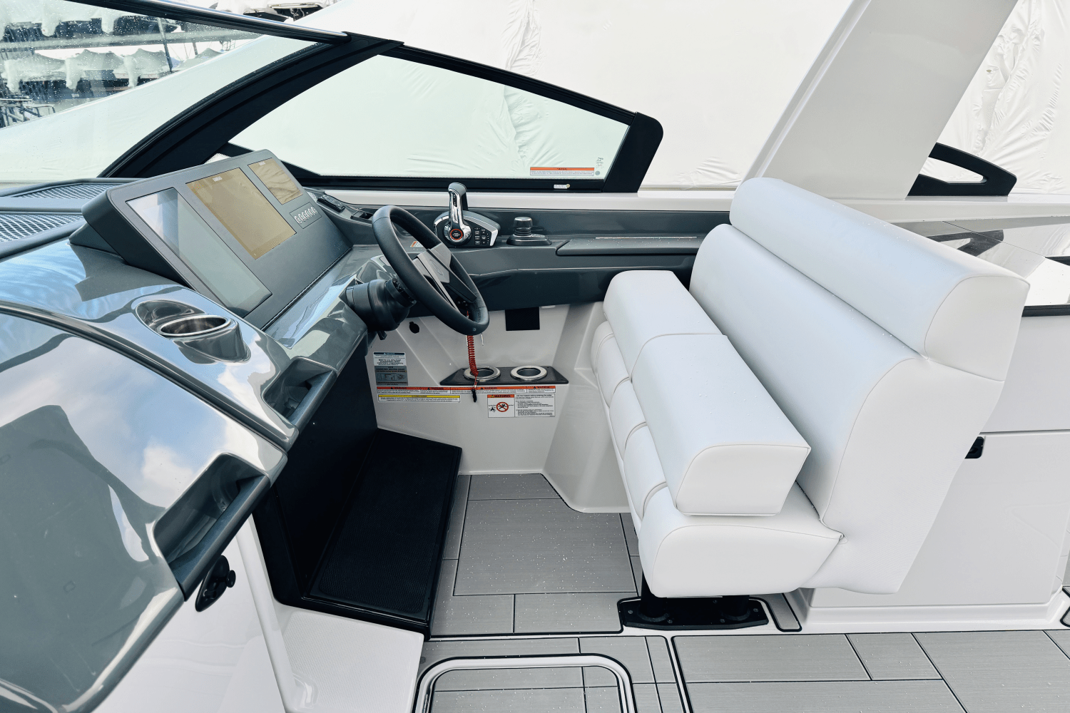 Slide: The Image of Aviara AV32 Outboard 2024 - 60