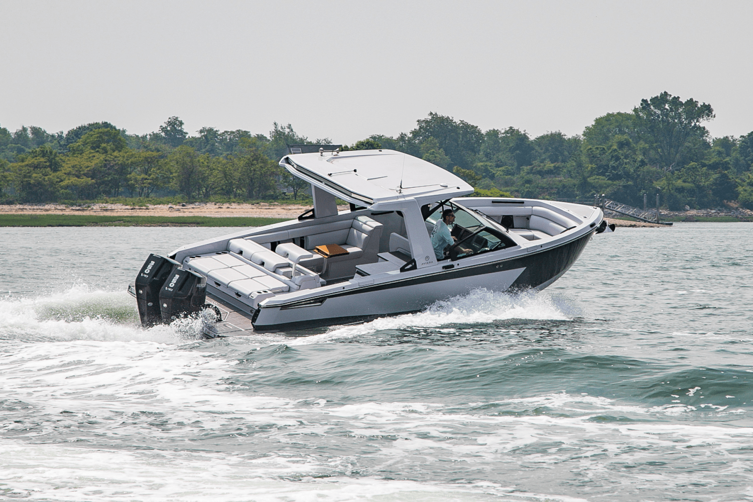 Slide: The Image of Aviara AV32 Outboard 2024 - 9