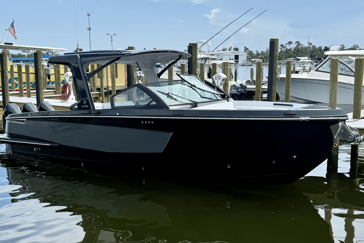 Slide: The Image of Aviara AV36 Outboard 2023 - 4