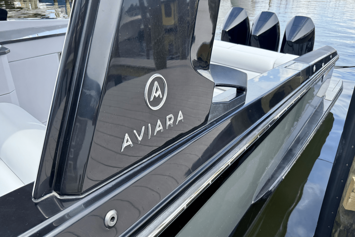 Slide: The Image of Aviara AV36 Outboard 2023 - 5