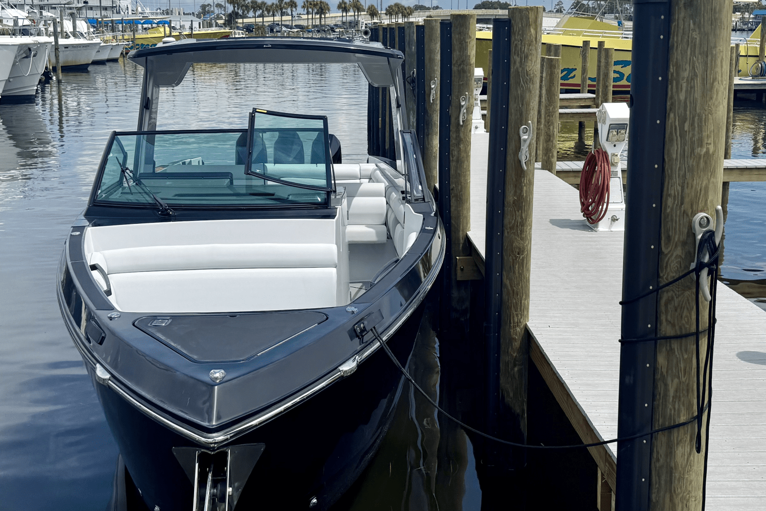 Slide: The Image of Aviara AV36 Outboard 2023 - 9