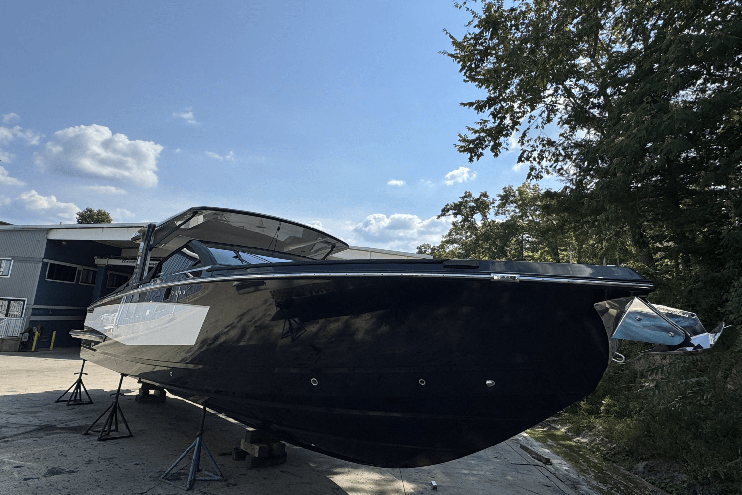 Slide: The Image of Aviara AV36 Outboard 2024 - 2