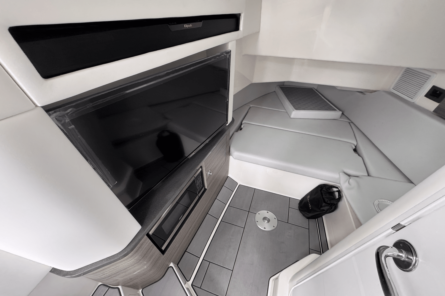 Slide: The Image of Aviara AV36 Outboard 2024 - 21