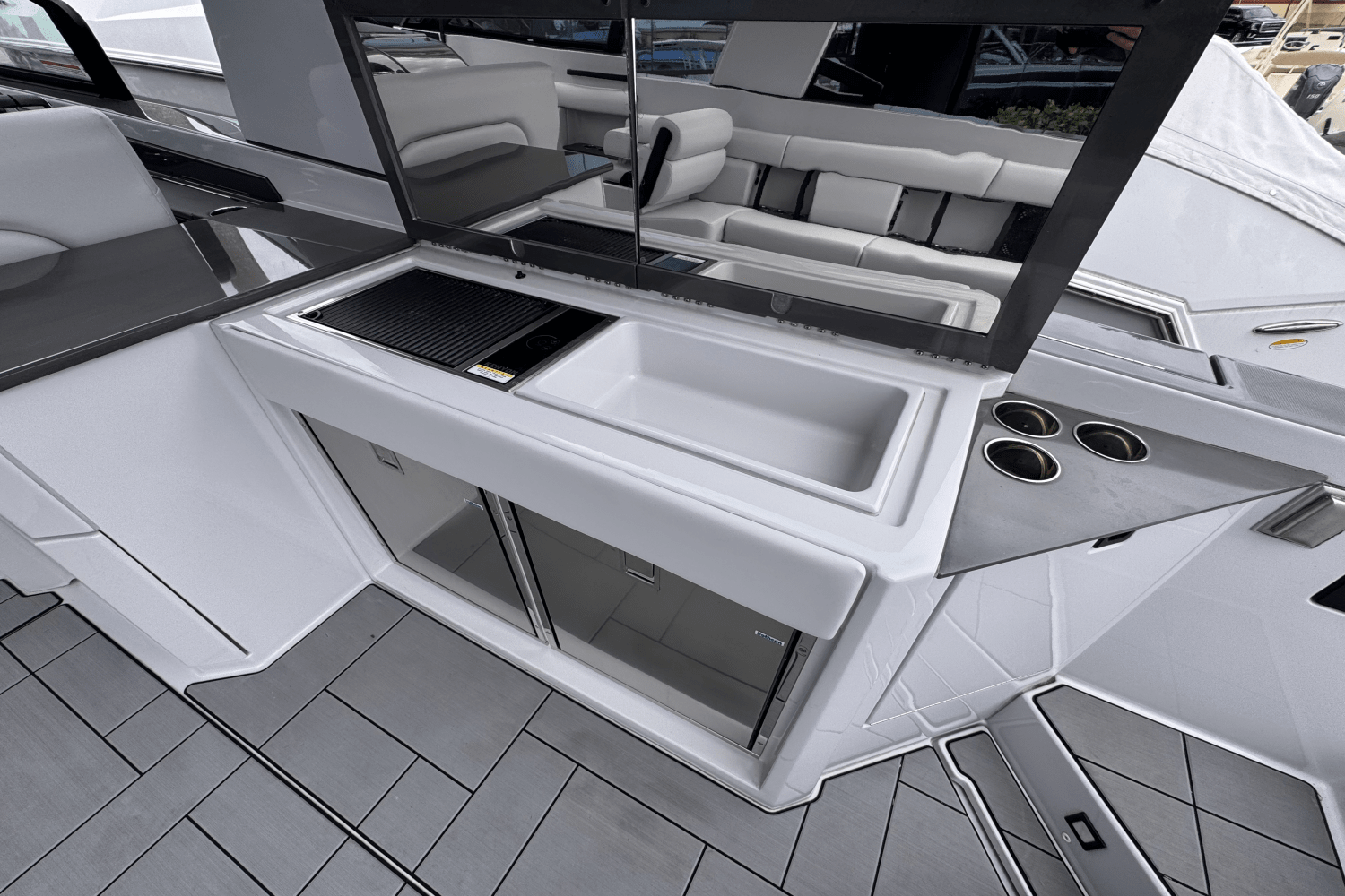 Slide: The Image of Aviara AV36 Outboard 2024 - 9