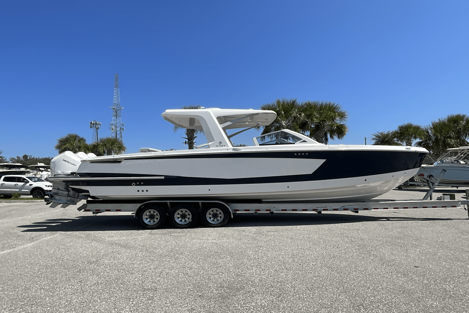 Slide: The Image of Aviara AV36 Outboard 2025 - 1