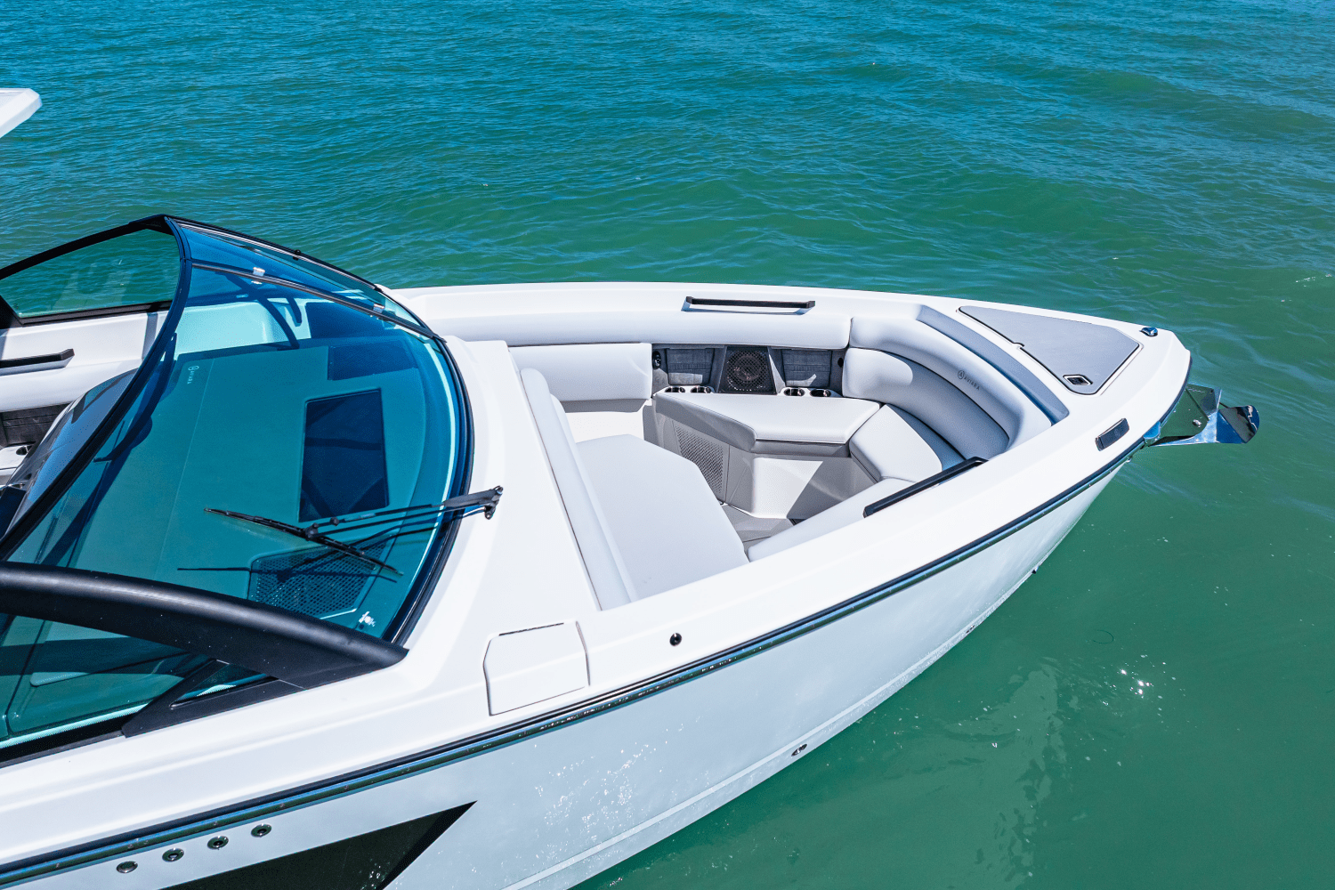 Slide: The Image of Aviara AV36 Outboard 2025 - 23