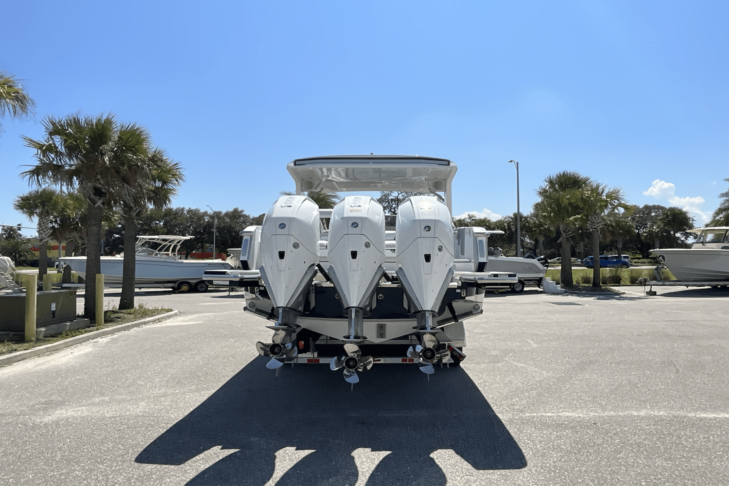 Slide: The Image of Aviara AV36 Outboard 2025 - 32