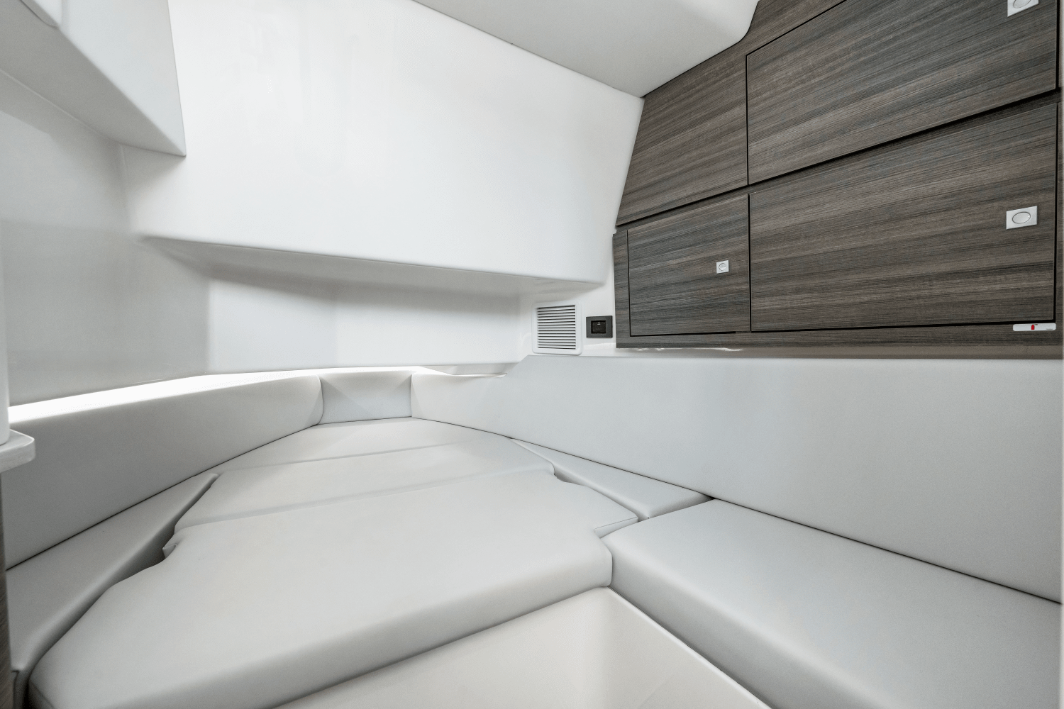 Slide: The Image of Aviara AV36 Outboard 2025 - 77