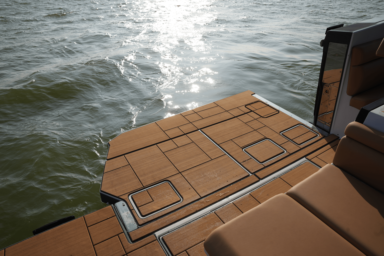 Slide: The Image of Aviara AV40 2022 - 12