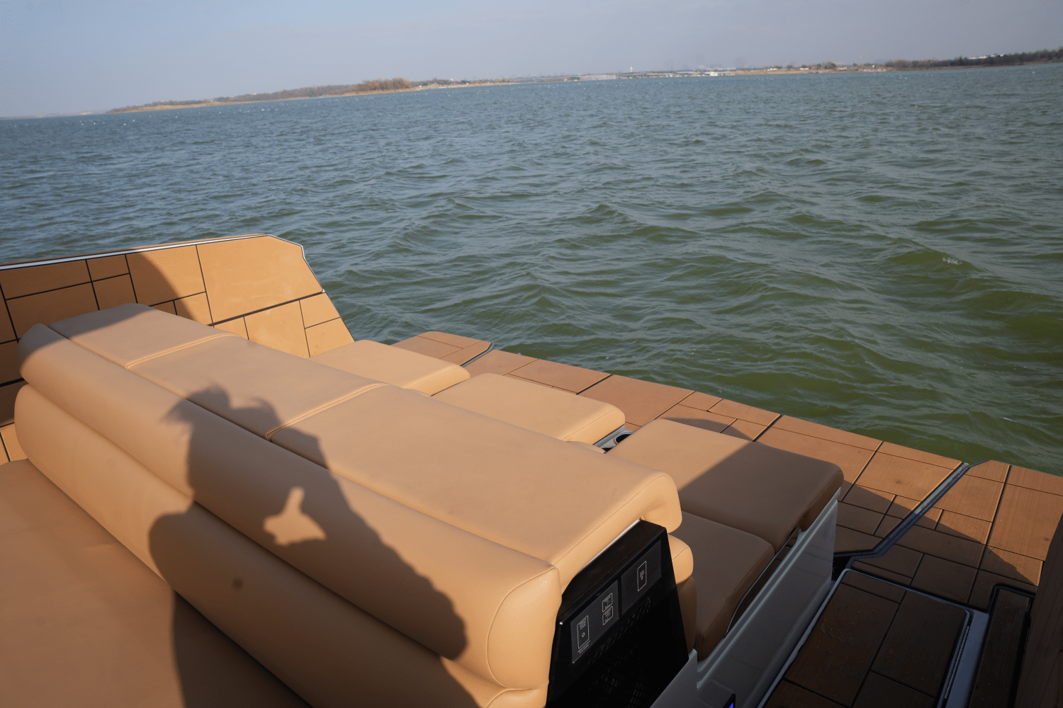 Slide: The Image of Aviara AV40 2022 - 13