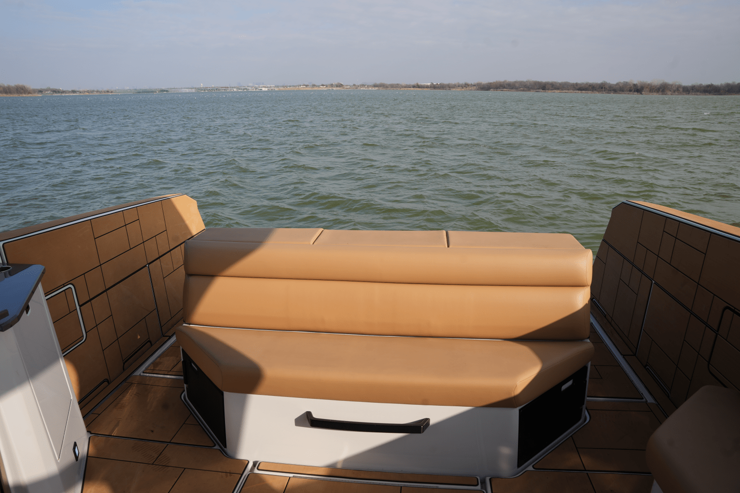 Slide: The Image of Aviara AV40 2022 - 30