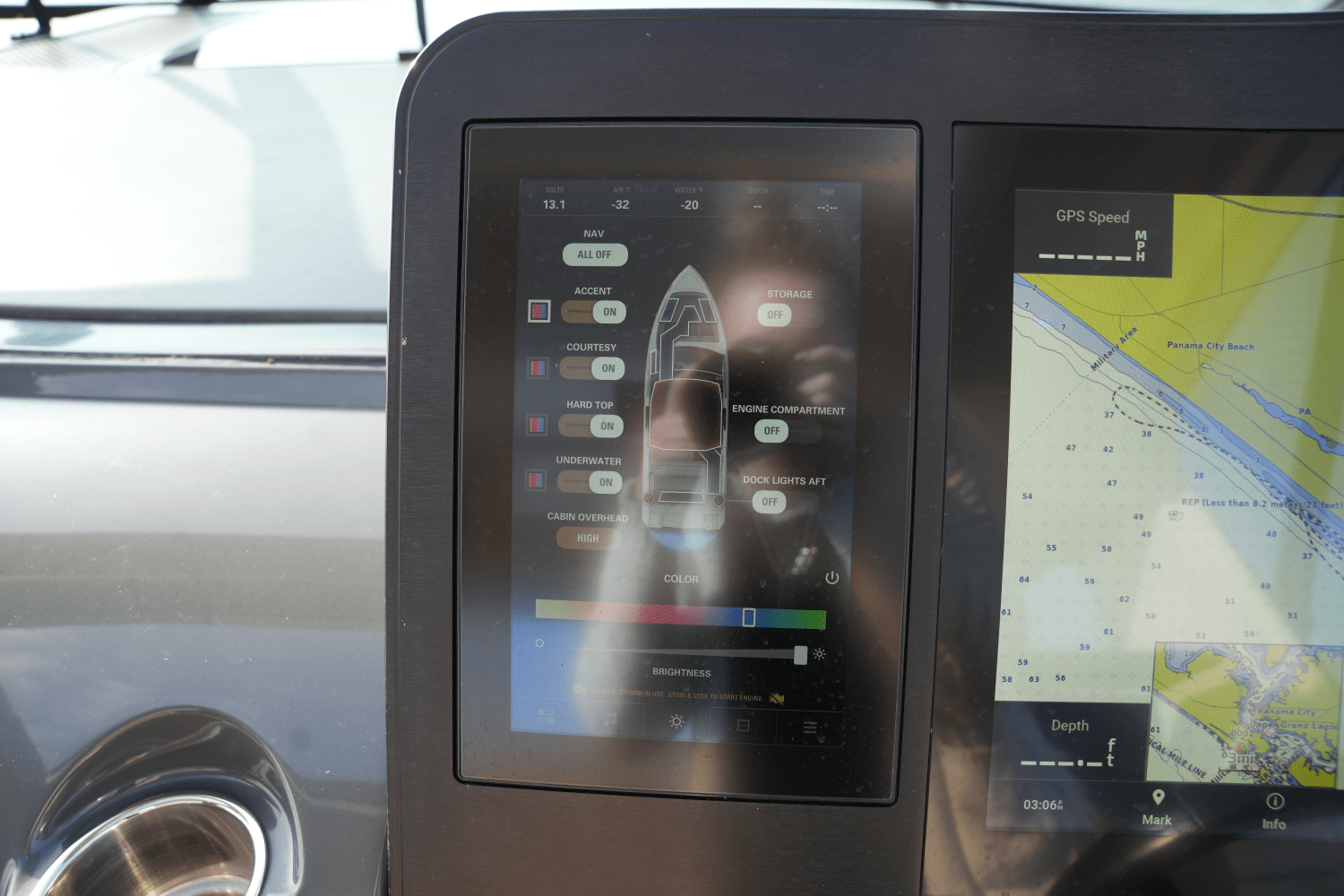 Slide: The Image of Aviara AV40 2022 - 40