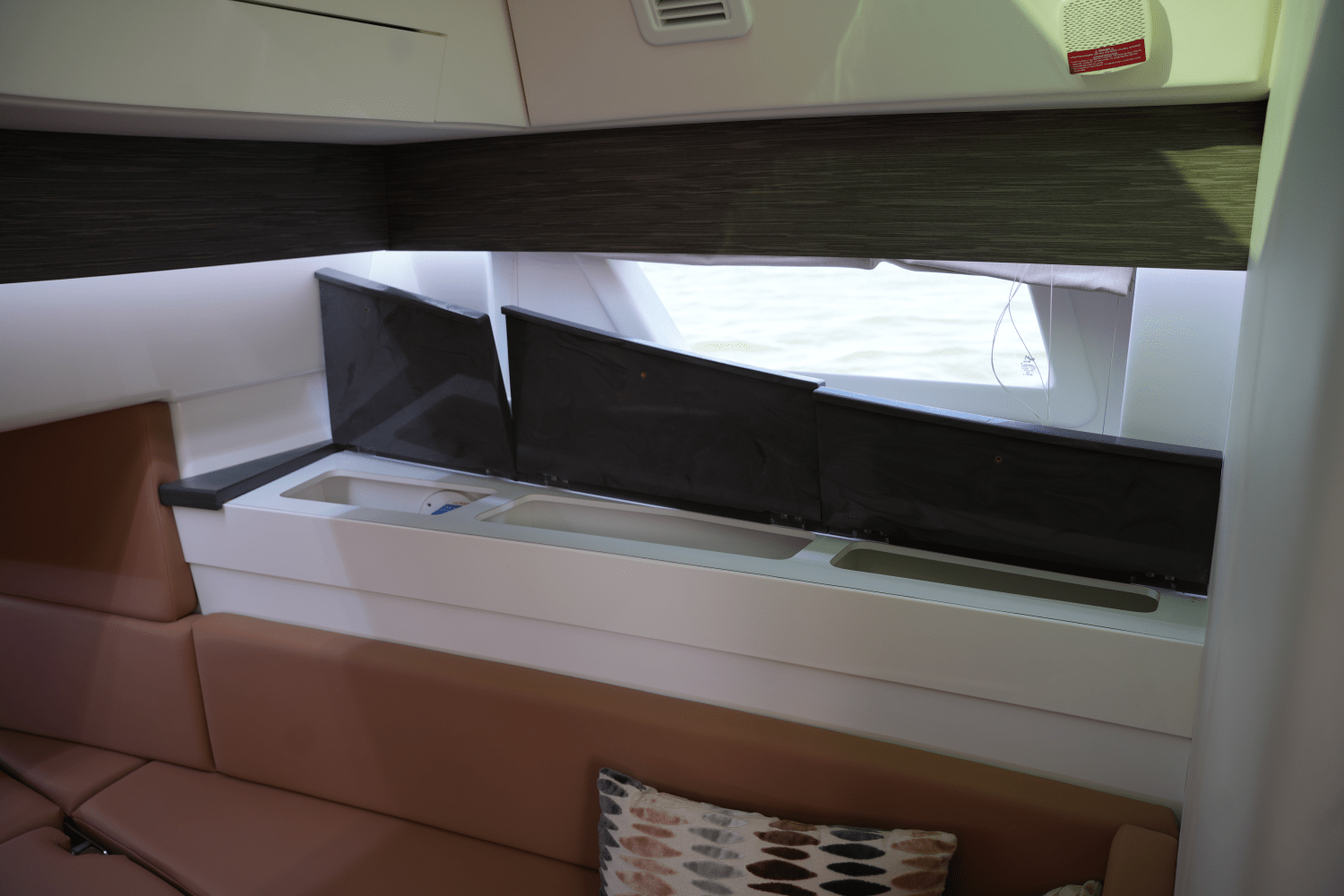 Slide: The Image of Aviara AV40 2022 - 44