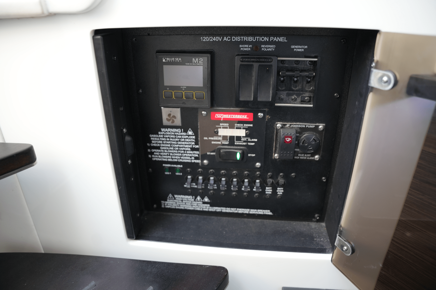 Slide: The Image of Aviara AV40 2022 - 46