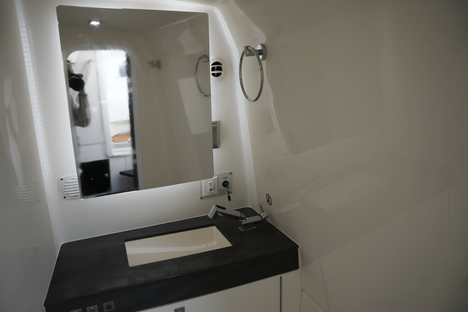 Slide: The Image of Aviara AV40 2022 - 54