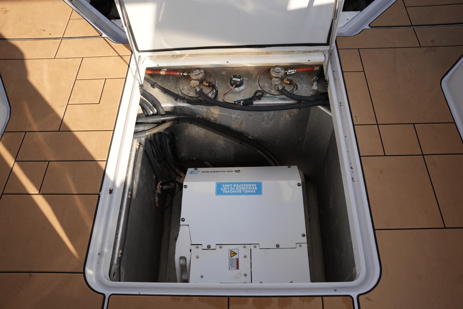 Slide: The Image of Aviara AV40 2022 - 66