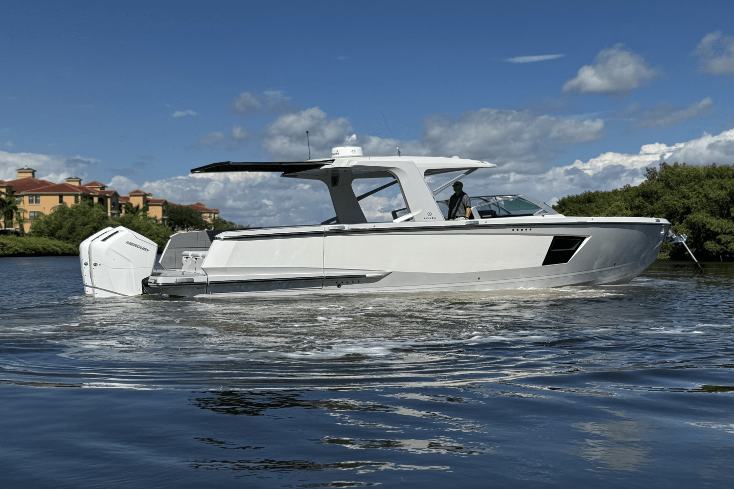 Slide: The Image of Aviara AV40 Outboard 2023 - 7