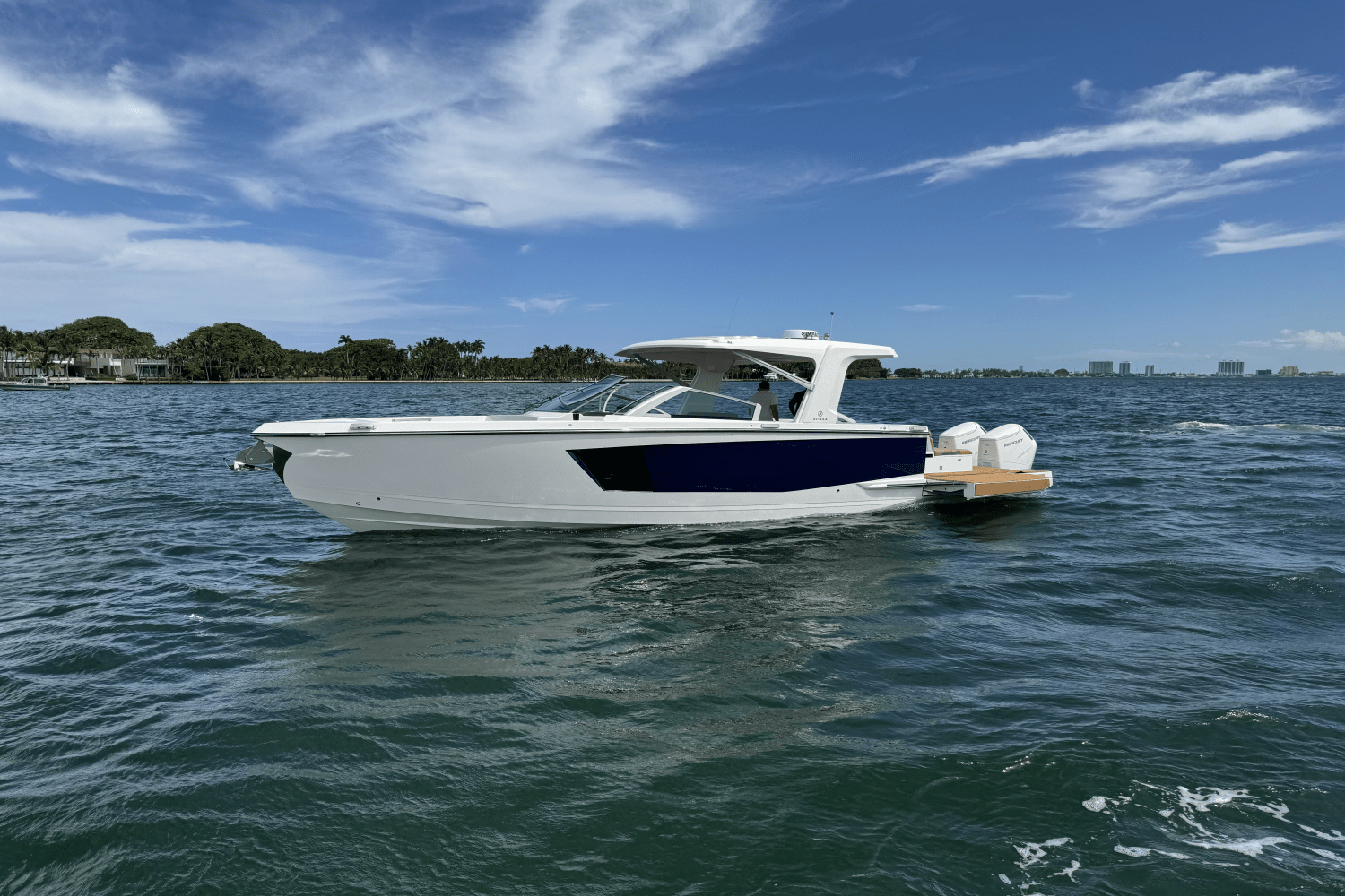 Slide: The Image of Aviara AV40 Outboard 2024 - 1
