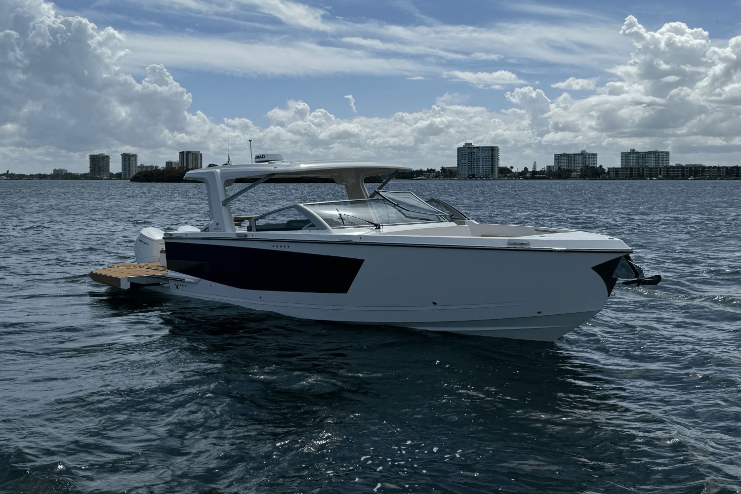 Slide: The Image of Aviara AV40 Outboard 2024 - 10