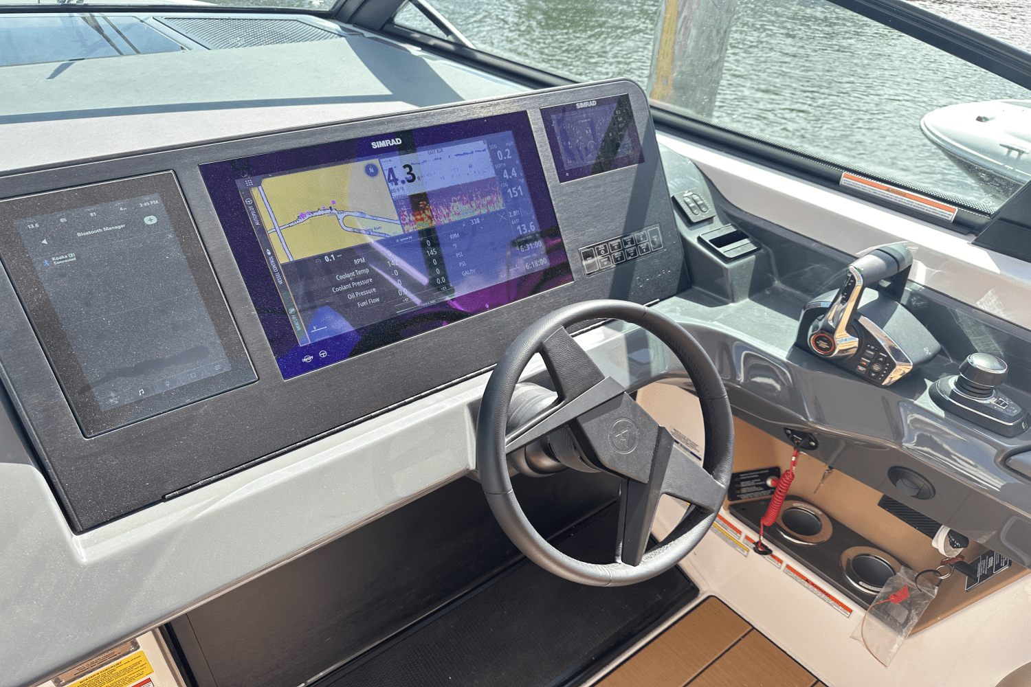 Slide: The Image of Aviara AV40 Outboard 2024 - 13