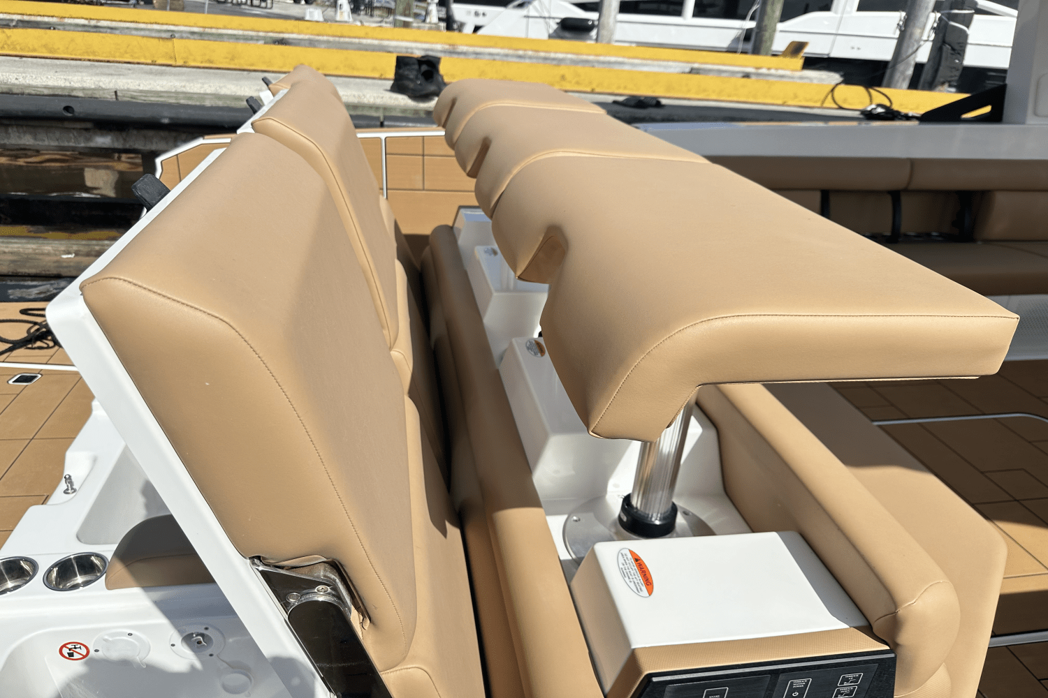 Slide: The Image of Aviara AV40 Outboard 2024 - 24