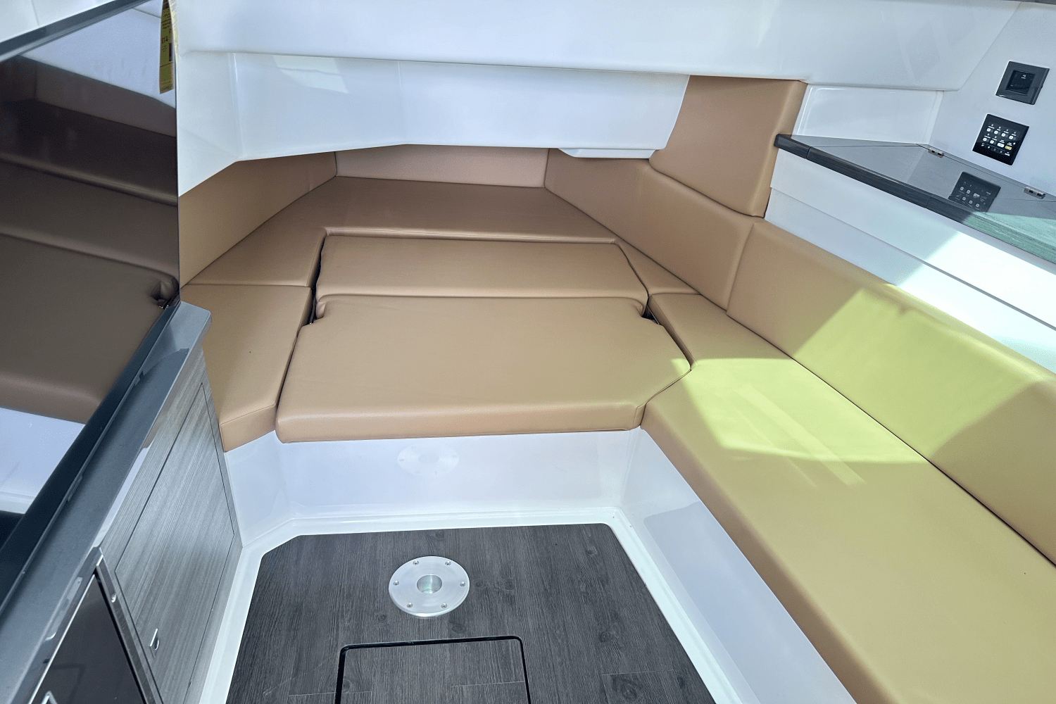 Slide: The Image of Aviara AV40 Outboard 2024 - 25